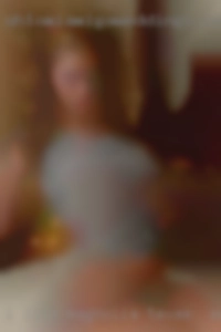 I like Magnolia, Texas for sex to play  with  others on  cam..