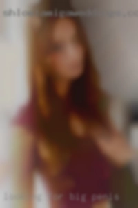 Looking for a single for big penis lady or couple.